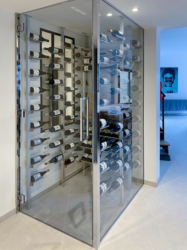 Floating-bottles-wine-cellar-44_R1
